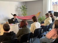 Tulkošanas fakultātes studentu tikšanās ar tulkotāju, dzejnieci un redaktori Lindu Menci